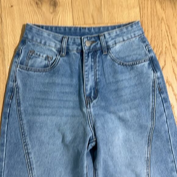 Commense Women's Straight Leg Jeans - Light Blue - Picture 8 of 12